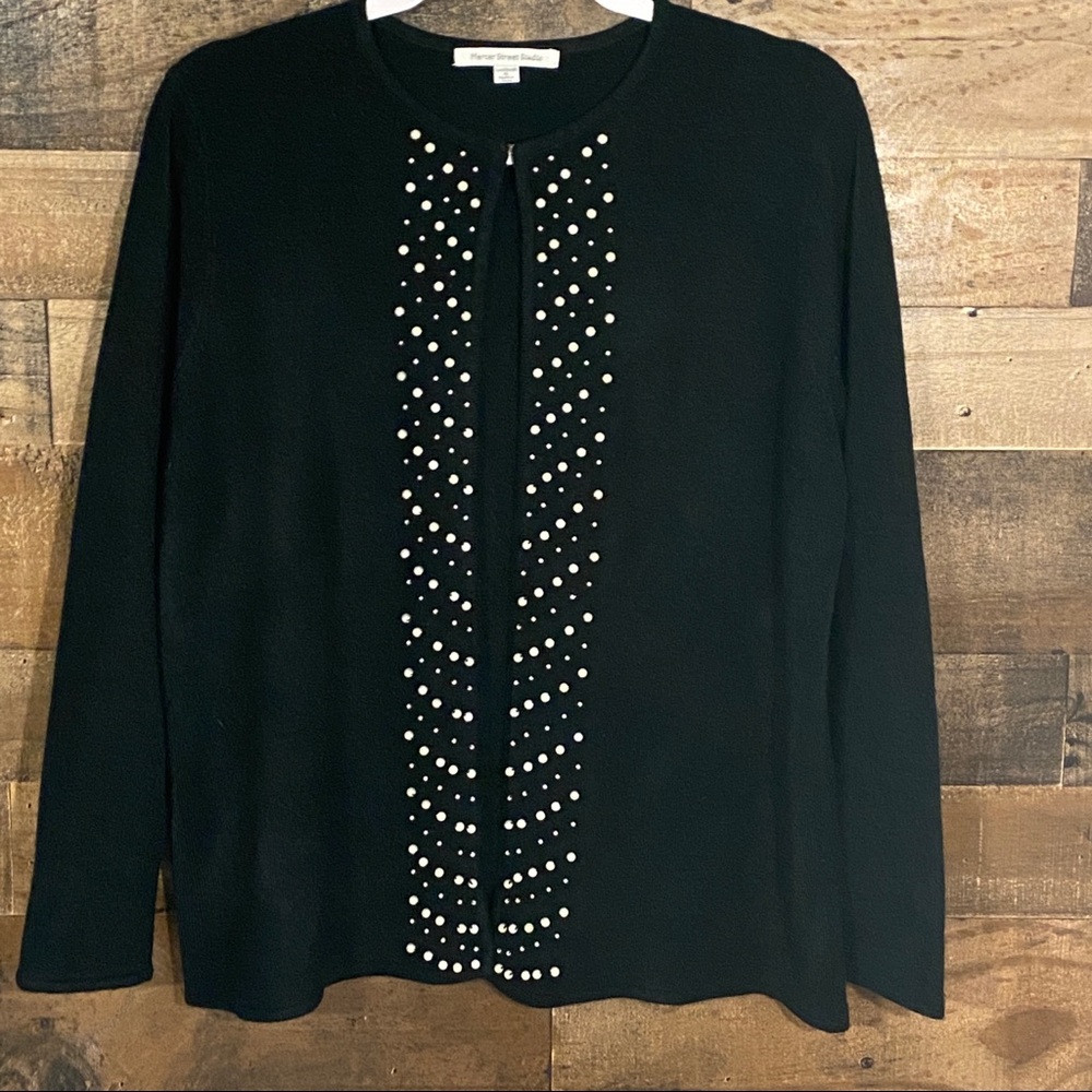Brand:Mercer street Studio Color: Black Size: XL